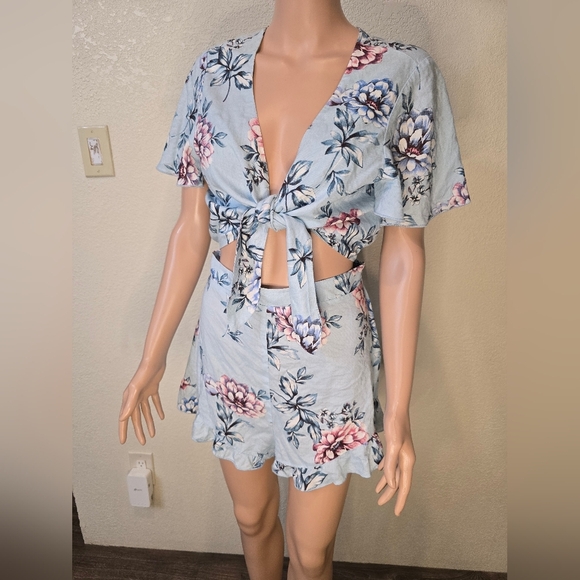 Show Me Your Mumu Blue Romper Sz Large Tie Front w Ruffle Edge  Shorts, … - Picture 7 of 13